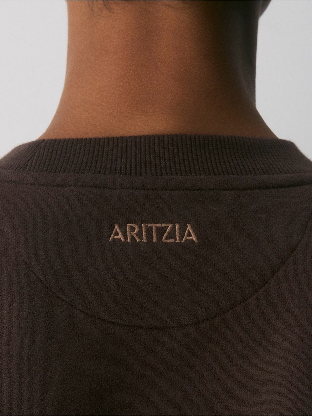 NWOT Aritzia Perfect Crew Sweatshirt - Picture 6 of 8